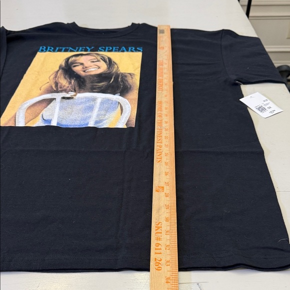 🆑Forever 21 Black Long Sleeve Britney Spears Graphic Tee Size OX - Picture 4 of 7